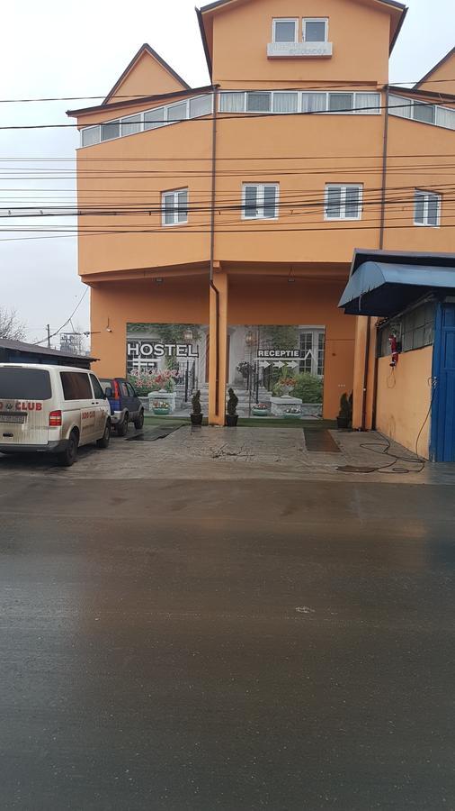 Hostel Ruxandra Focşani 外观 照片